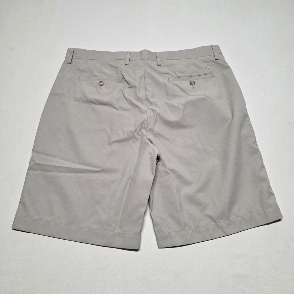 Callaway Men Khaki Golf Shorts Size 38 Flat Front Performance Beige/Tan Relax
